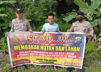 Cegah Karhutla, Polsek Teluk Meranti Sebar Maklumat Kapolda Riau ke Warga