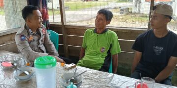 Bhabinkamtibmas Bunut Sambangi Warga, Ajak Jaga Kamtibmas dan Waspadai Hoaks