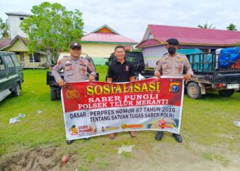 Patroli dan Sosialisasi Saber Pungli Polsek Teluk Meranti Ciptakan Situasi Kondusif