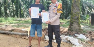 Polsek Pangkalan Kuras Sosialisasi Larangan Membakar Hutan: Warga Diajak Jaga Harkamtibmas