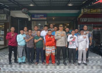 Giat Silaturahmi Kapolsek Pangkalan Kuras, Bahas Keamanan Hingga Pembangunan