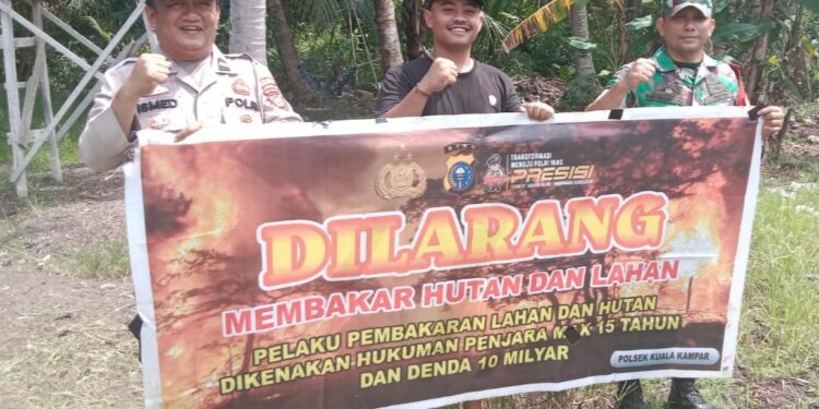Polsek Kuala Kampar Gelar Patroli Antisipasi Karhutla, Masyarakat Diminta Waspada