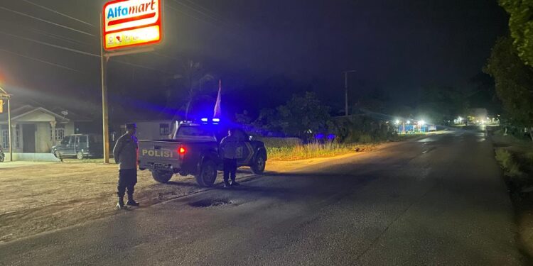 Jamin Keamanan Malam Hari, Polsek Pangkalan Lesung Gelar Blue Light Patrol