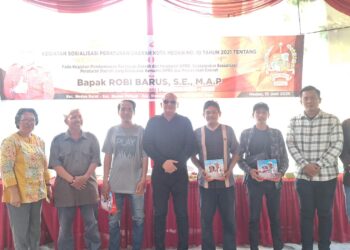 Anggota DPRD Kota Medan Robi Barus Lakukan Sosper Di Medan Petisah