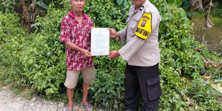 Polisi Sosialisasi Larangan Bakar Lahan ke Warga Desa Sotol, Pelalawan