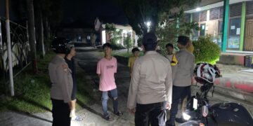 Polsek Pangkalan Kuras Gelar Patroli Blue Light, Cegah Premanisme dan Tindak Pidana C3
