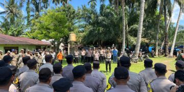 Kapolres Kuansing Pimpin Apel Pengamanan Pacu Jalur Rayon II Di Hulu Kuantan