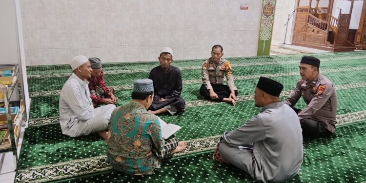 Lewat Subuh Harmoni, Polsek Pangkalan Lesung Ajak Warga Aktif Jaga Kamtibmas