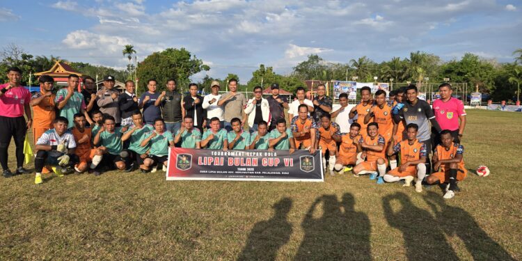 Polsek Kerumutan Hadiri Pembukaan Turnamen Cup VI Desa Lipai Bulan, Diikuti 60 Tim