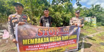 Cegah Karhutla, Polsek Teluk Meranti Sebar Maklumat Kapolda Riau ke Warga