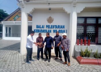 Kepala Desa Darul Aman Sambangi Anggota DPRA Bahas Pelestarian Budaya Dan Adat Singkil