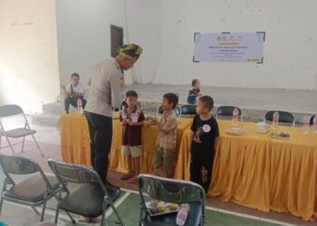 Polsek Kerumutan Hadiri Khitan Massal, Tingkatkan Pelayanan Masyarakat