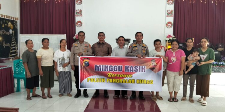 Polsek Pangkalan Kuras Gelar “Minggu Kasih” di Gereja GGP Pipa Gas, Bahas Penipuan Madu dan Maling Brondol