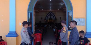 Patroli Gereja di Ukui, Polisi Hadir Demi Ibadah yang Aman dan Khidmat