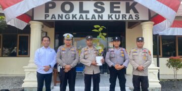 Rayakan Ulang Tahun, Polisi di Pelalawan Dapat Hadiah Bibit Pohon dari Kapolda Riau