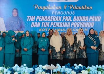 Ketua TP PKK Subulussalam Kukuhkan Pengurus TP PKK, Bunda PAUD Dan TP Posyandu