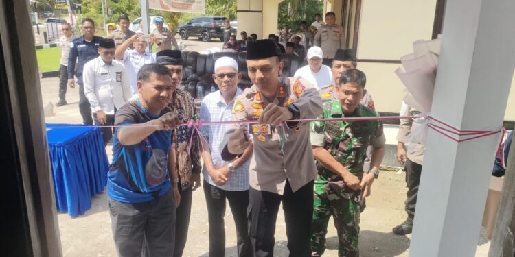 Kapolres Kuansing Resmikan Mushollah At-Taubah Polsek Pangean