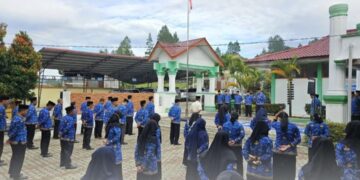 Dilanda Gerimis, Kemenag Aceh Tengah Gelar Apel Pagi dan Doa Bersama