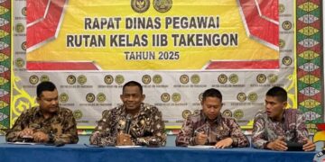 Pimpin Dengan Penuh Semangat, Karutan Rusli Gelar Rapat Perdana Bersama Seluruh Jajaran