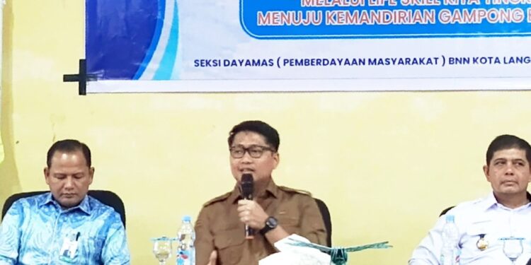 Haikal Buka Bimtek Life Skill BNN Kota Langsa 