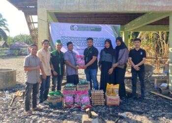 HMI Cabang Nagan Raya Salurkan Bantuan Korban Kebakaran Desa Karang Anyar