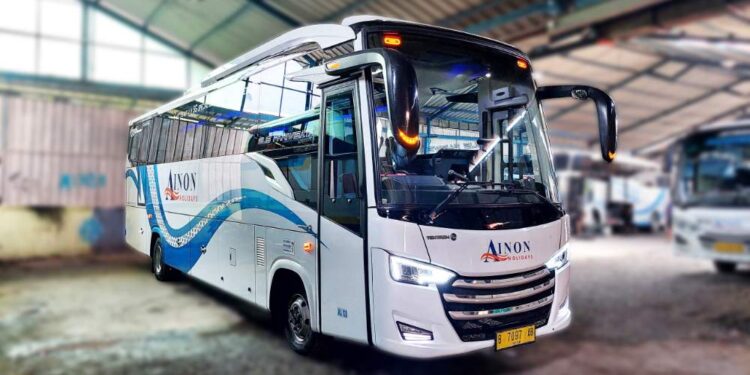 Royal Shuttle Penyedia Jasa Layanan Transportasi Darat Yang Terbaik 