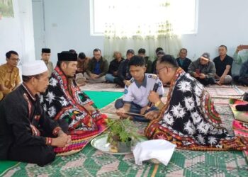 SMK Negeri 2 Takengon Gelar Acara “Munyerahen Murid ku Tengku Guru”