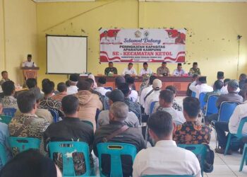 Camat Resmi Buka Pelatihan Peningkatan Kapasitas Aparatur Kampung Se Kecamatan Ketol