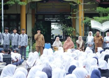 Senin istimewa, SMK Negeri 1 Takengon Gelar MPLS Kepada Siswa Baru 