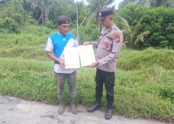 Polsek Kuala Kampar Gelar Patroli Antisipasi Karhutla, Masyarakat Diajak Jaga Lingkungan