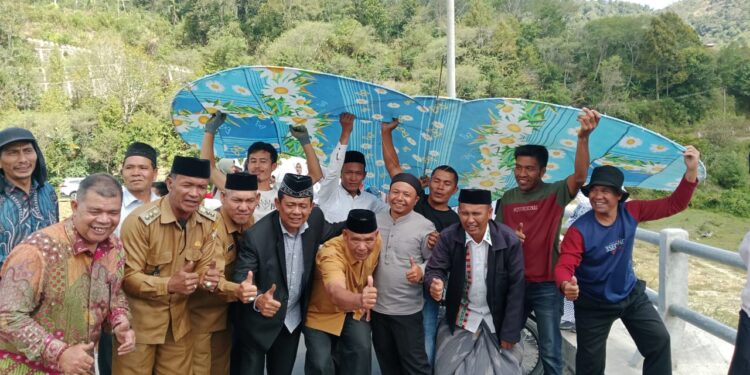 Viral, Layang-layang Raksasa Kampung Sanehen Menjadi Daya Tarik Wisatawan 