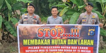 Cegah Karhutla, Polsek Teluk Meranti Sebar Maklumat Kapolda Riau di Lahan Rawan Terbakar