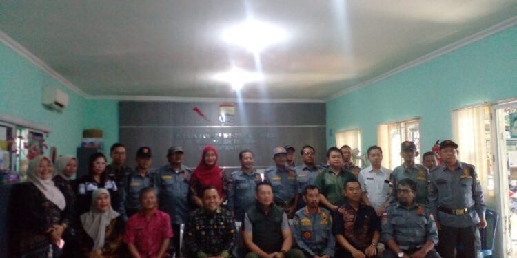 Rapat Kerja Satuan Satlinmas Kota Palembang Di kelurahan 3 Ilir 