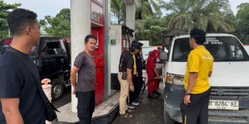 Polsek Singingi Tindak Lanjuti Isu Pengisian BBM Ilegal Di SPBU Logas Hilir
