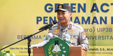Kapolda Riau Hadiri ‘Green Action’ Penanaman 300 Pohon di Kampus Unilak