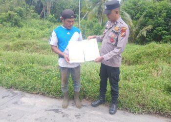 Polsek Kuala Kampar Gelar Patroli Karhutla, Warga Sepakat Jaga Lahan