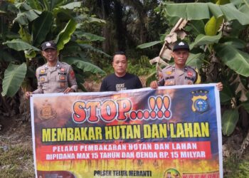 Cegah Karhutla, Polsek Teluk Meranti Sebar Maklumat Kapolda Riau