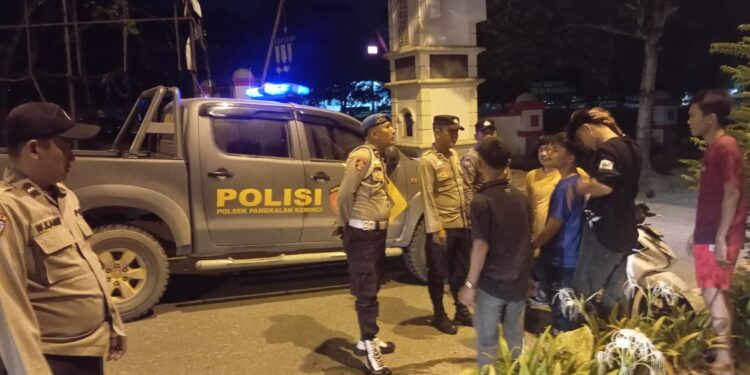 Antisipasi Gangguan Malam Hari, Polsek Pangkalan Kerinci Intensifkan Patroli KRYD