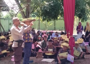 Polsek Pangkalan Kuras Gelar Penyuluhan Bahaya Kenakalan Remaja di SMA Negeri 01