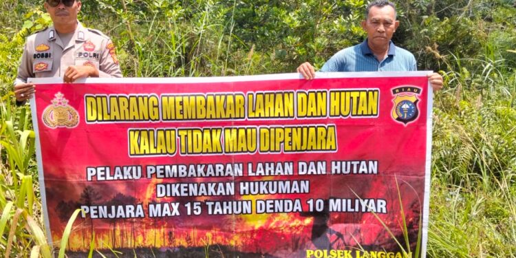 Cegah Karhutla, Polsek Langgam Gencar Sosialisasi Larangan Membakar Lahan