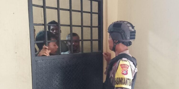 Cegah Gangguan Keamanan, Polsek Kerumutan Intensifkan Pengecekan Rutan dan Tahanan