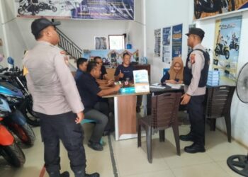 Keliling Kampung, Polisi Sapa Warga: Polsek Ukui Gencarkan Patroli Edukasi Demi Kamtibmas