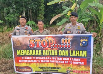 Polsek Teluk Meranti Edukasi Warga Perkebunan, Sebar Maklumat Kapolda Riau soal Larangan Bakar Lahan
