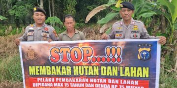 Polsek Teluk Meranti Edukasi Warga Perkebunan, Sebar Maklumat Kapolda Riau soal Larangan Bakar Lahan