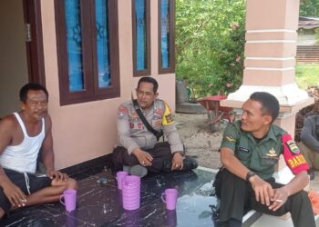 Bhabinkamtibmas Pangkalan Kuras Sambangi Warga, Ajak Jaga Kamtibmas dan Bijak Bermedsos