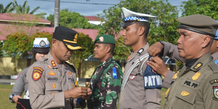 Kapolres Kampar Pimpin Upacara  Ops Lancang Kuning 2025 Berlangsung Selama 14 Hari