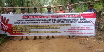 Masyarakat Penanggalan Geram langsung Tutup Akses Jalan Menuju PT Laot Bangko