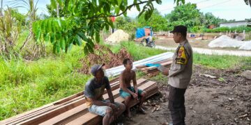 Bhabinkamtibmas Langgam Ajak Warga Jauhi Narkoba dan Waspadai Kebakaran Hutan