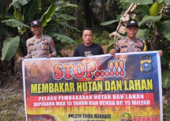 Kepada Warga, Polisi di Teluk Meranti Sosialisasikan Larangan Bakar Lahan
