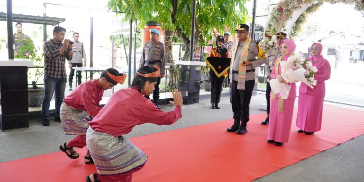 AKBP Boby Putra Ramadhan Resmi Jabat Kapolres Kampar Gantikan AKBP Mihardi Mirwan